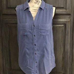 Rock Republic sleeveless top.